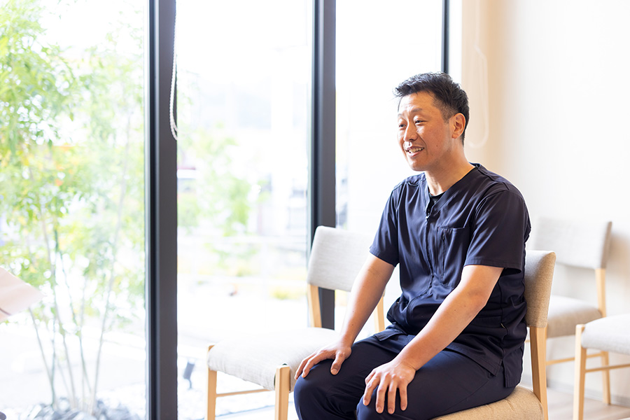 高齢の方でもインプラント治療は可能ですか？